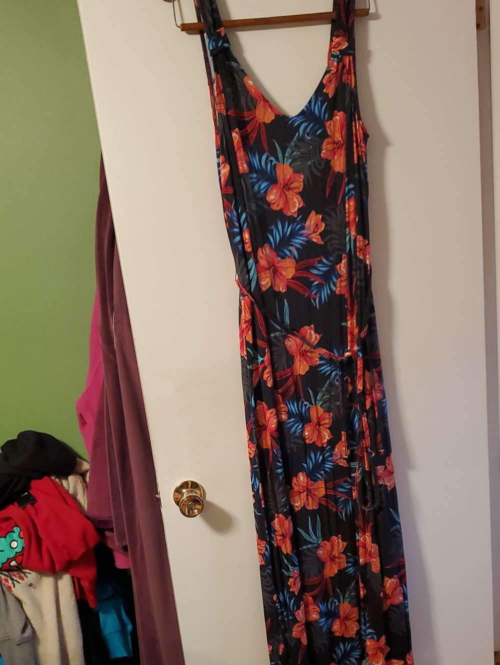 In Every Story by Penningtons size 1x Floral Scoop-Neck Maxi Dress in Black